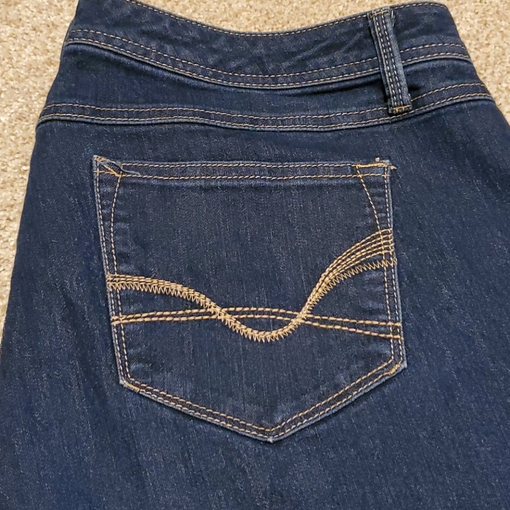 Jeans! - Picture 2 of 6